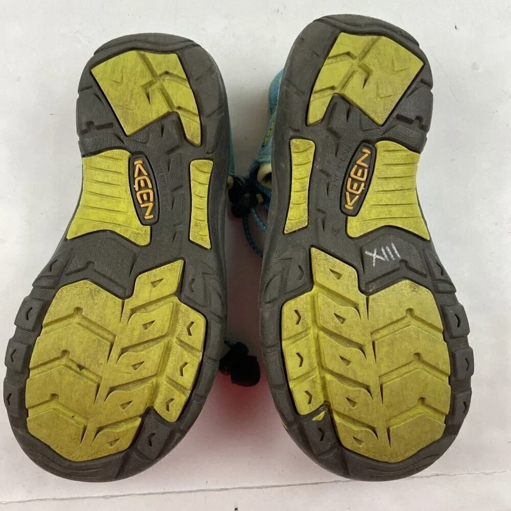 KEEN Newport H2 Sandals Boys 3 Blue Active Sport Waterproof Outdoors Hiking